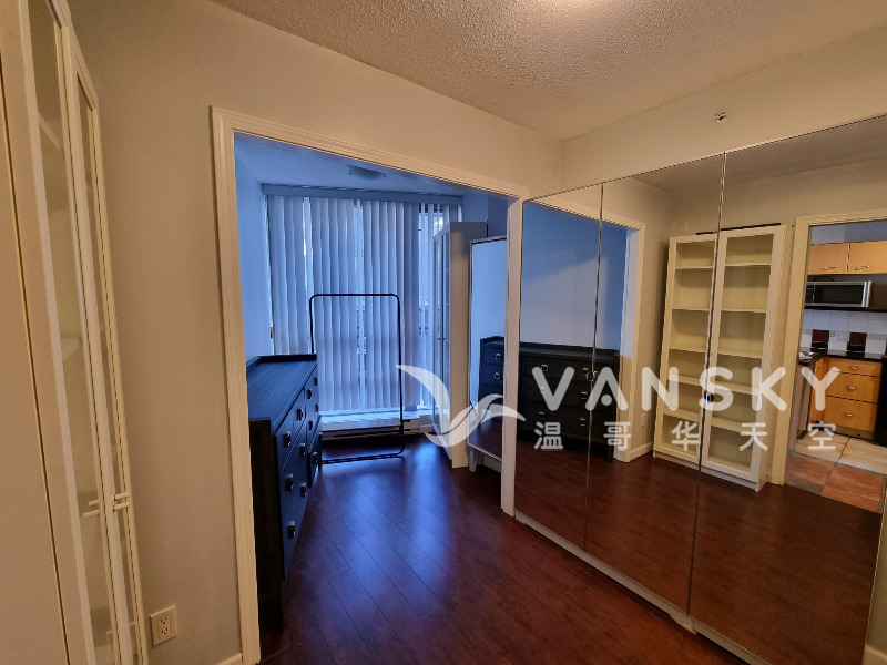 250616113737_6 Bedroom.jpg